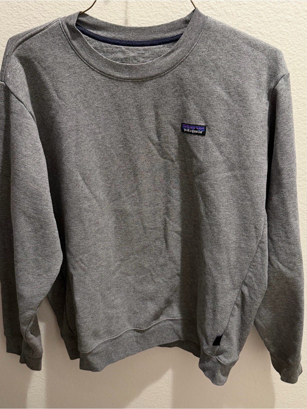 Patagonia Men's Heather Gray Crewneck Sweatshirt